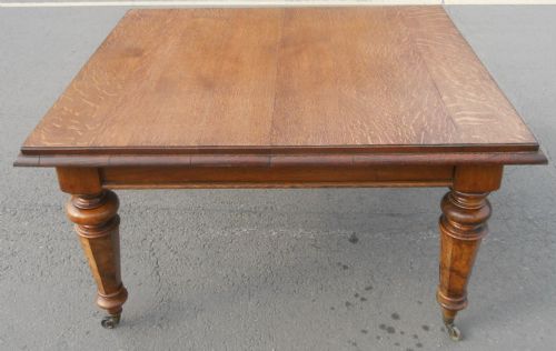 Victorian Oak Extending Dining Table