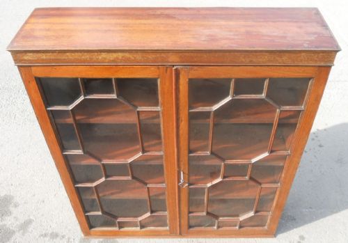 GEORGIAN MAHOGANY STANDING BOOKCASE - ADDITIONAL PHOTO 5