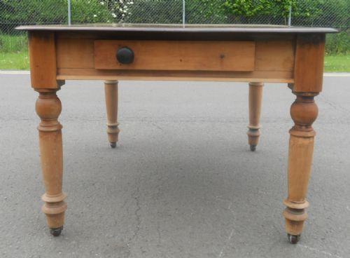 VICTORIAN MAHOGANY PINE KITCHEN TABLE - ADDITIONAL PHOTO 1