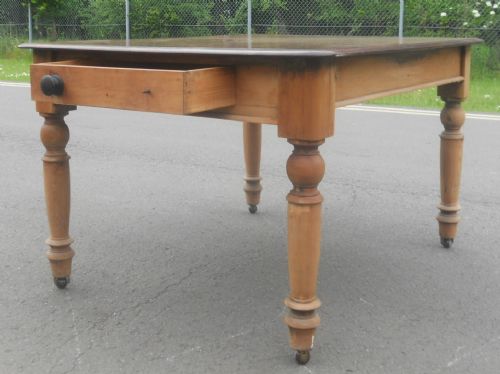 VICTORIAN MAHOGANY PINE KITCHEN TABLE - ADDITIONAL PHOTO 5