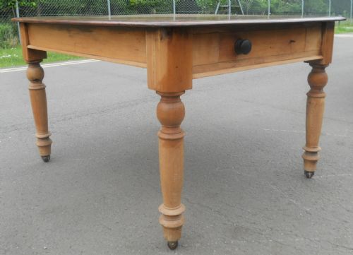 VICTORIAN MAHOGANY PINE KITCHEN TABLE - ADDITIONAL PHOTO 8