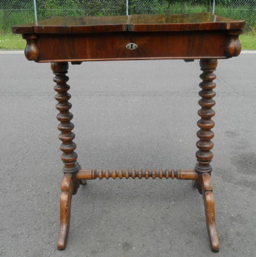 VICTORIAN ROSEWOOD CENTRE TABLE - ADDITIONAL PHOTO 1