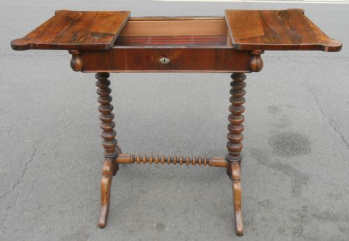 VICTORIAN ROSEWOOD CENTRE TABLE - ADDITIONAL PHOTO 5