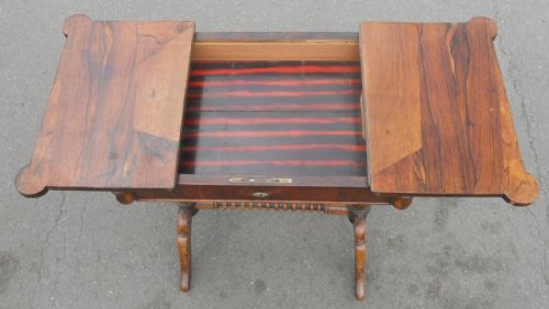 VICTORIAN ROSEWOOD CENTRE TABLE - ADDITIONAL PHOTO 6