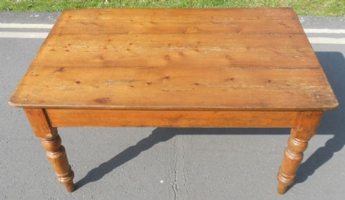 VICTORIAN PINE KITCHEN TABLE - ADDITIONAL PHOTO 2