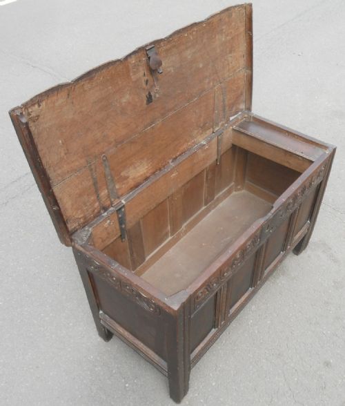 ANTIQUE OAK BLANKET CHEST - ADDITIONAL PHOTO 6