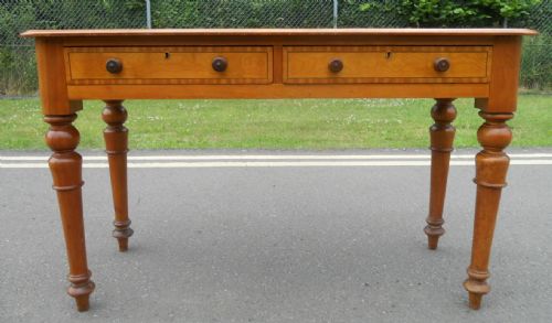 VICTORIAN BLOND MAHOGANY WRITING TABLE - ADDITIONAL PHOTO 1