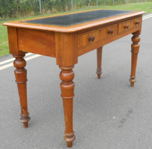 VICTORIAN BLOND MAHOGANY WRITING TABLE - ADDITIONAL PHOTO 3