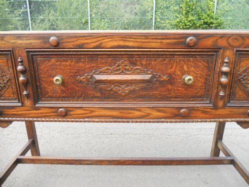 JACOBEAN STYLE THREE DRAWER OAK DRESSER BASE - ADDITIONAL PHOTO 4