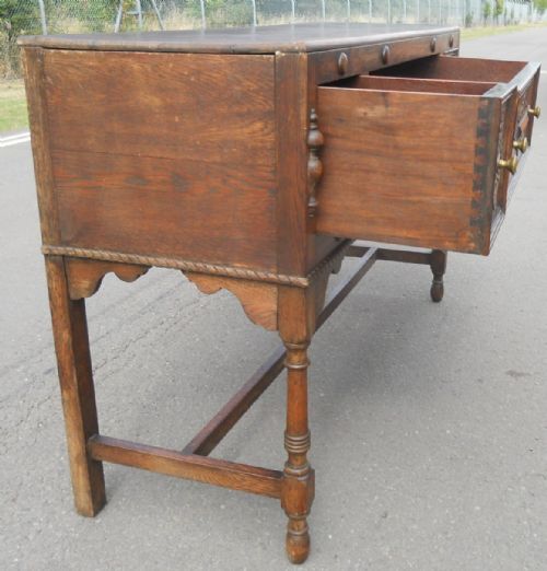 JACOBEAN STYLE THREE DRAWER OAK DRESSER BASE - ADDITIONAL PHOTO 8