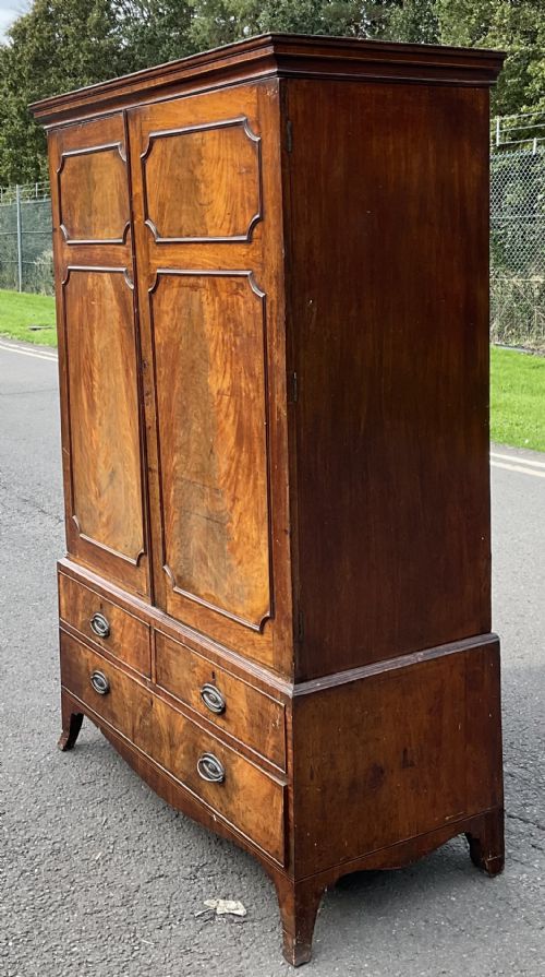 GEORGIAN MAHOGANY LINEN PRESS - ADDITIONAL PHOTO 4