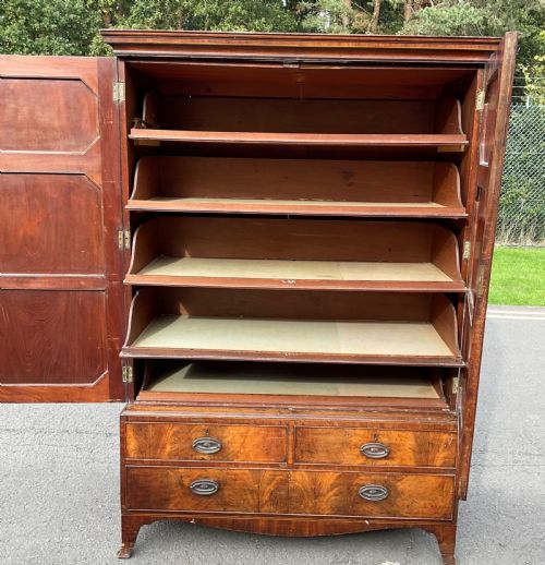 GEORGIAN MAHOGANY LINEN PRESS - ADDITIONAL PHOTO 5