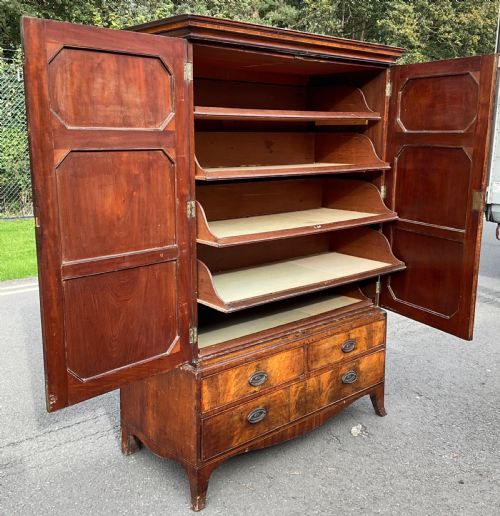 GEORGIAN MAHOGANY LINEN PRESS - ADDITIONAL PHOTO 7