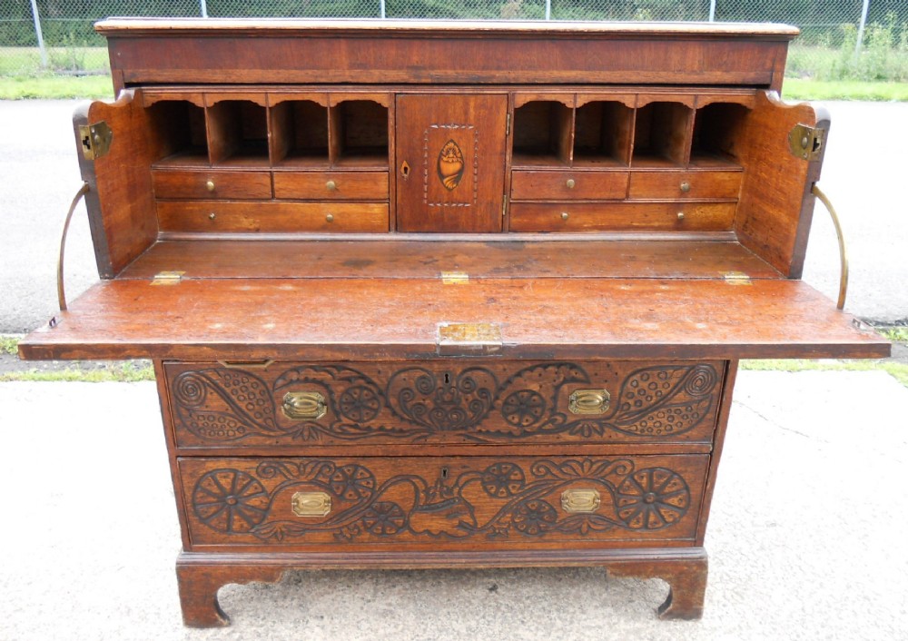 Georgian Carved Oak Secretaire Chest Drawers with King Richard Side Carving 