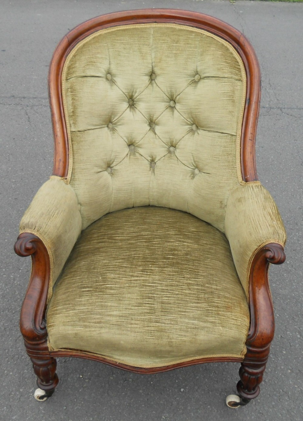 Victorian Mahogany Framed Button Back Armchair