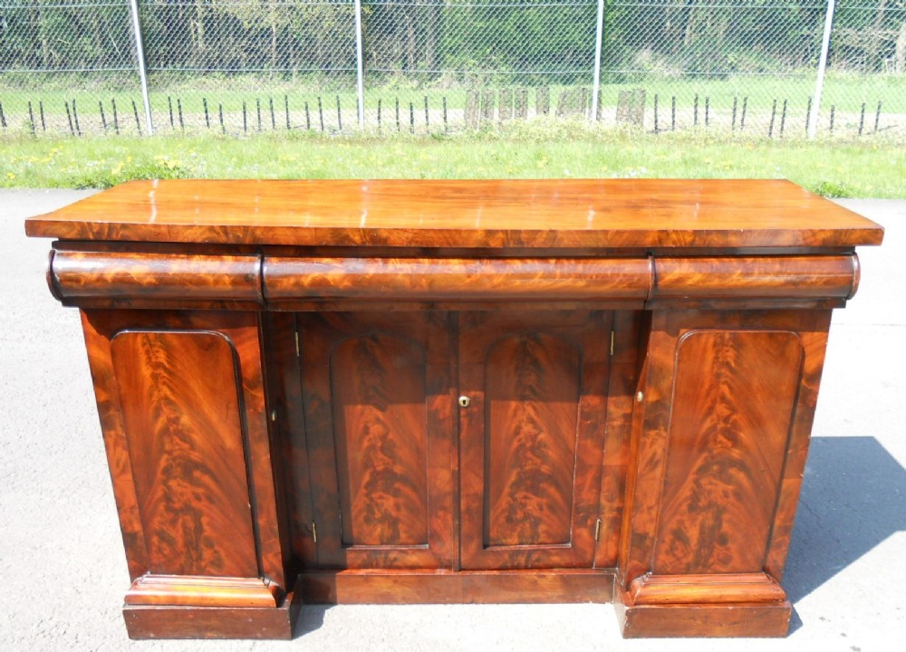 Victorian Mahogany Sideboard 