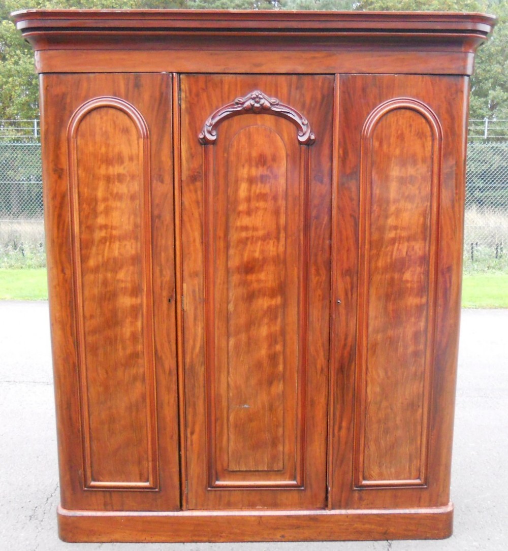 Victorian Mahogany Three Door Wardrobe 