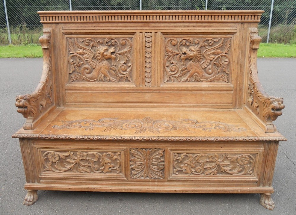 Victorian Light Oak Carved Hall Settle 