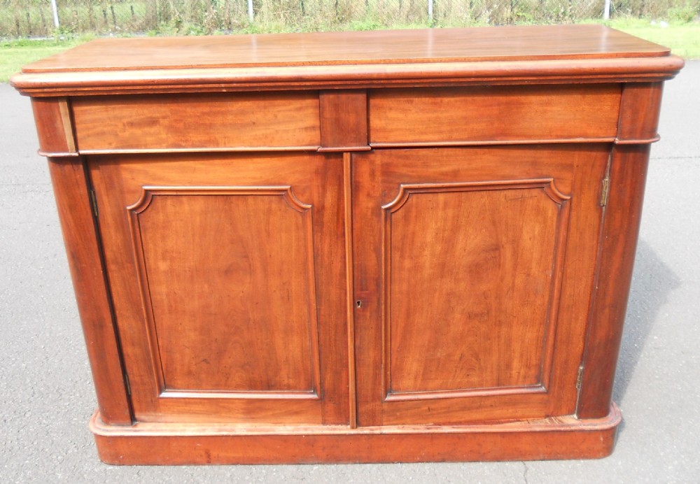Small Victorian Mahogany Sideboard  View IV