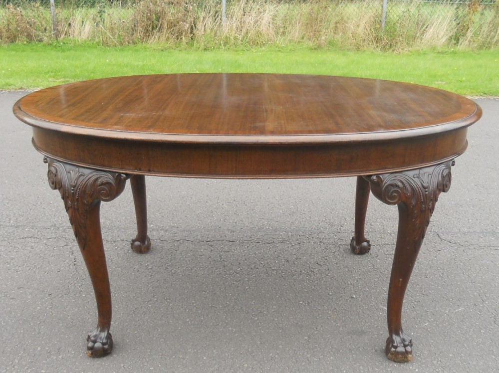 Chippendale Style Oval Mahogany Centre Table 