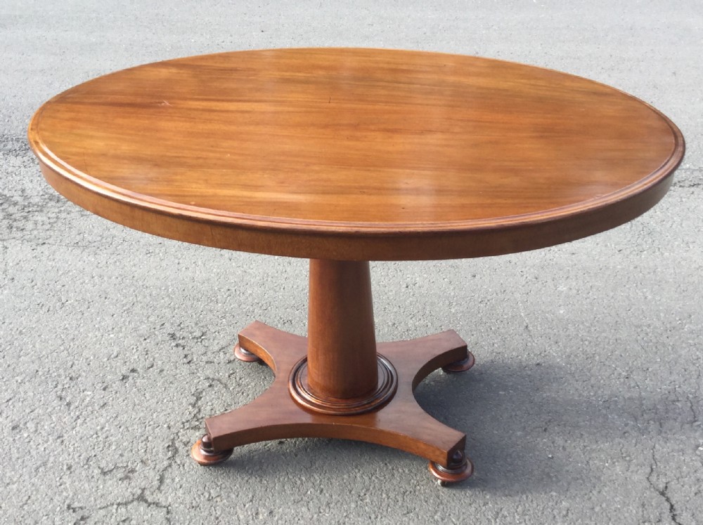 Victorian Oval Mahogany Pedestal Breakfast Table 