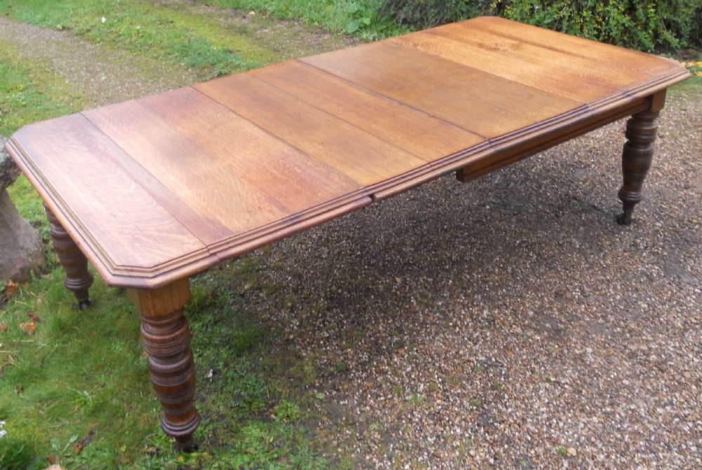 Edwardian Oak Extending Dining Table to Seat Ten People View VII