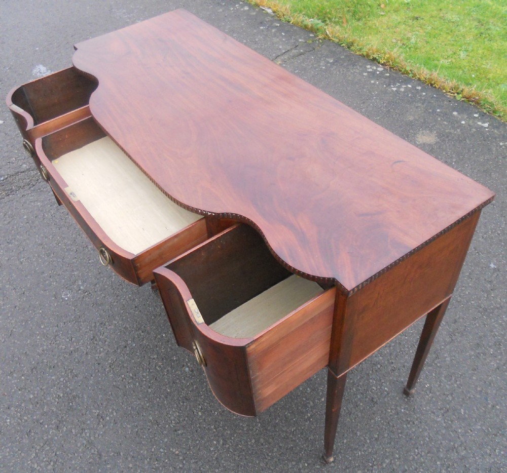 Georgian Mahogany Shaped Front Sideboard  View XI