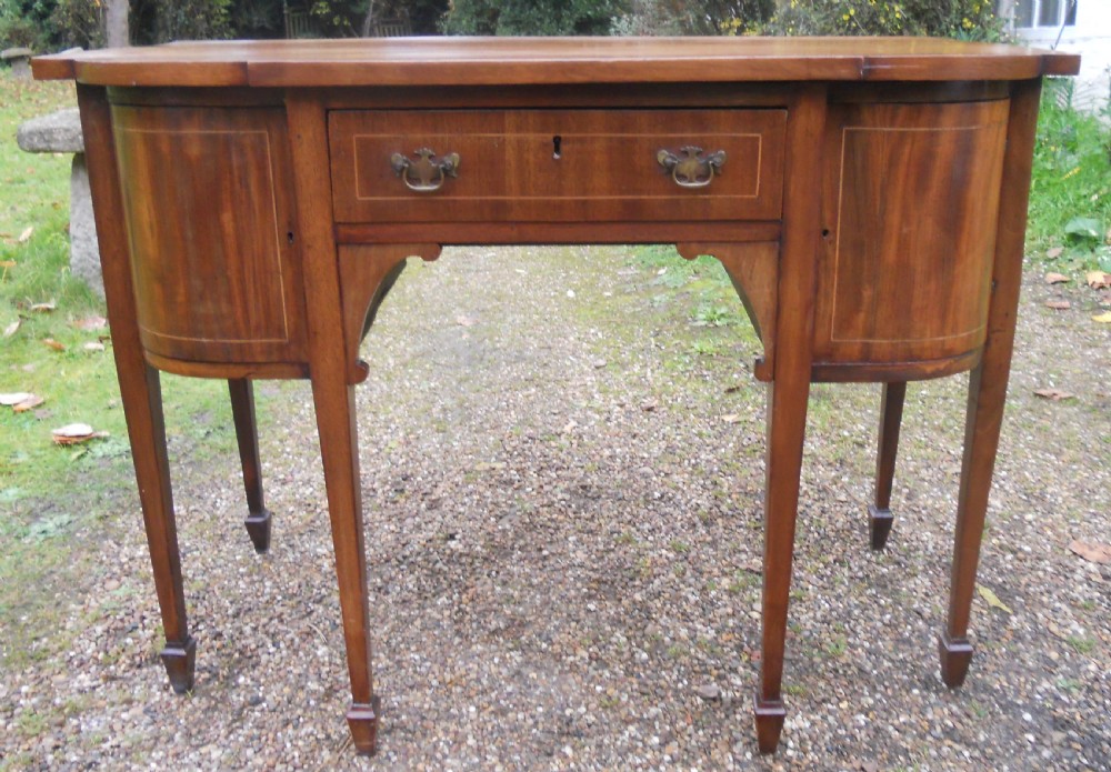 Georgian Small Mahogany Sideboard 