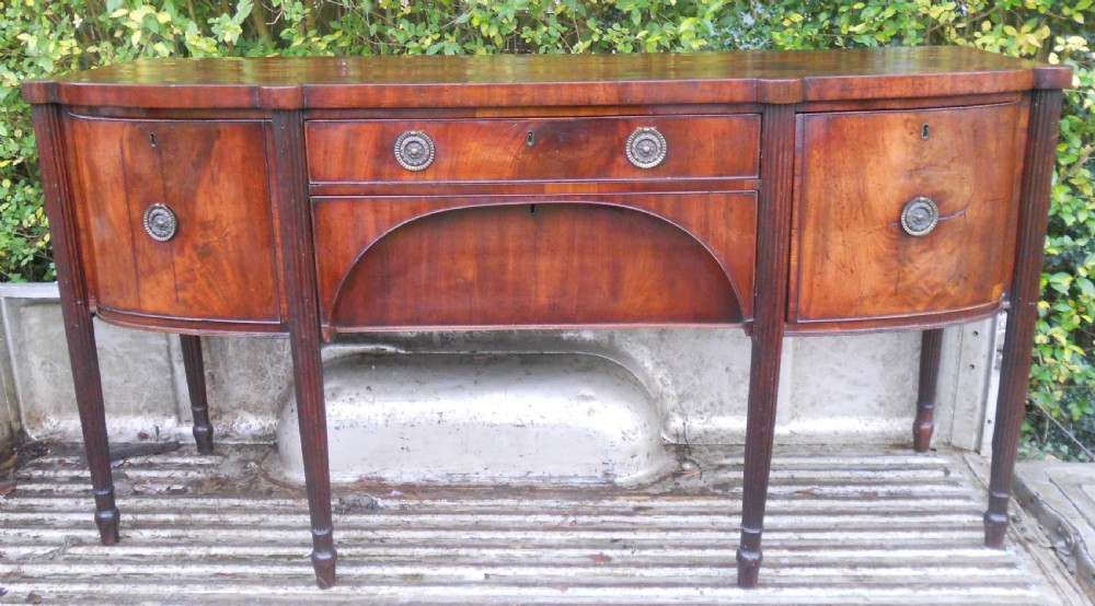 Georgian Large Mahogany Sideboard 
