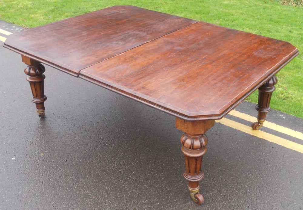 Victorian Mahogany Extending Dining Table (No Leaves) View XIV