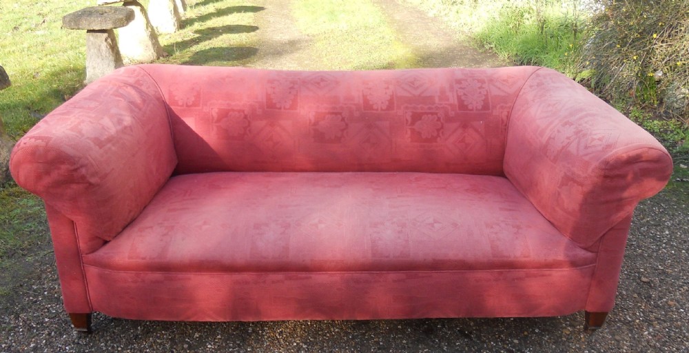 Edwardian Upholstered Chesterfield Settee