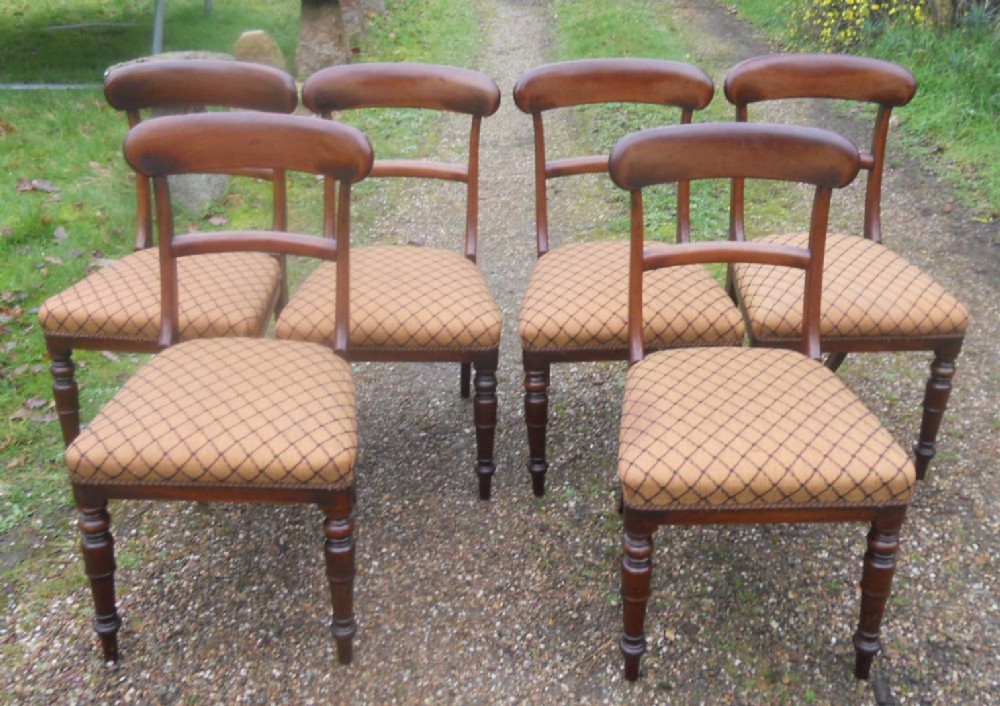 Set of Six William IV Mahogany Dining Chairs 