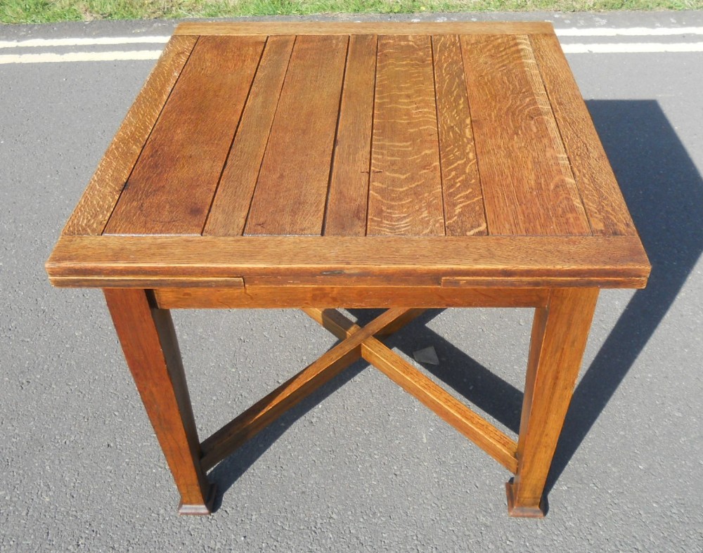 Arts & Craft Oak Extending Dining Table to Seat Six