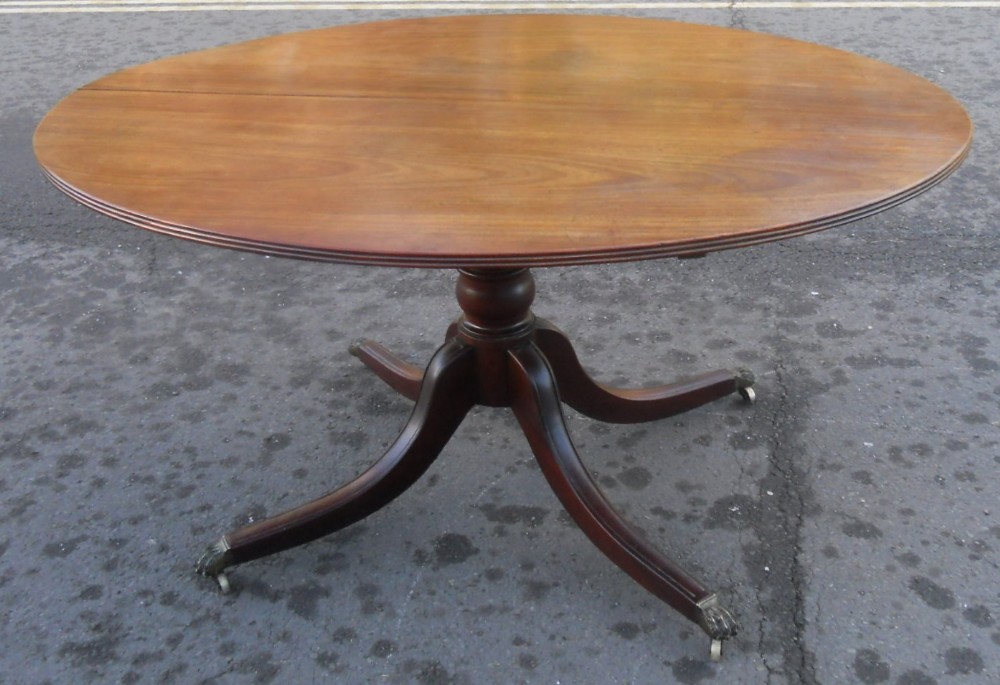 Large oval pedestal dining table deals