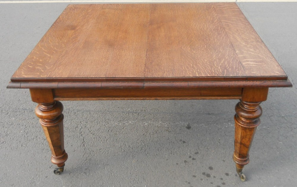 Victorian Oak Extending Dining Table 