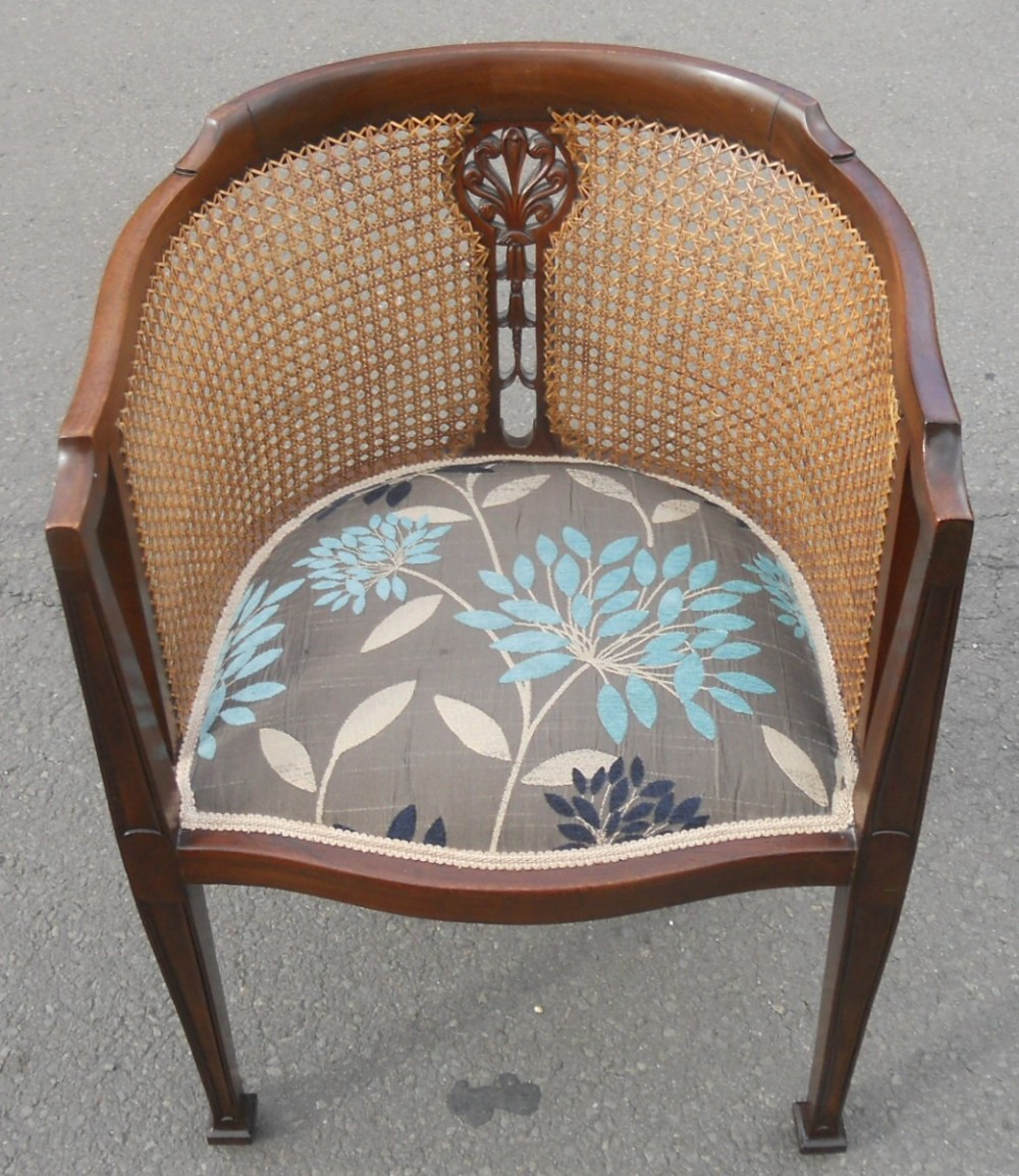 Edwardian Mahogany Salon Tub Armchair