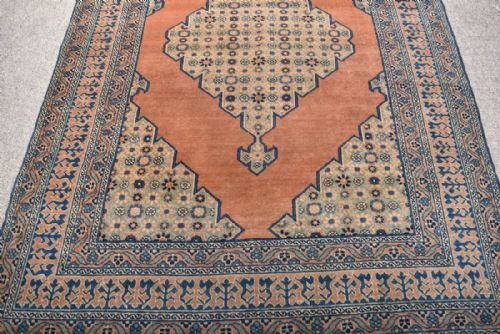 ANTIQUE DORUSH RUG - ADDITIONAL PHOTO 1