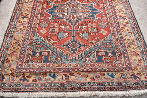 ANTIQUE HERIZ RUG - ADDITIONAL PHOTO 1