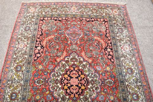 ANTIQUE PERSIAN ISFAHAN RUG - ADDITIONAL PHOTO 2