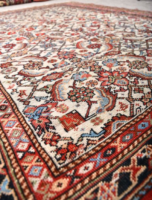 ANTIQUE PERSIAN QASGAI RUG - ADDITIONAL PHOTO 3