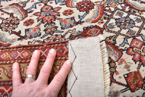 ANTIQUE PERSIAN QASGAI RUG - ADDITIONAL PHOTO 4