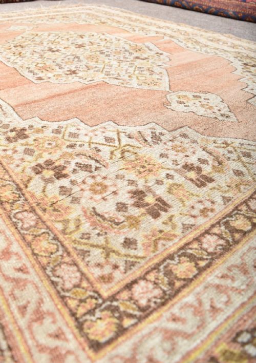 ANTIQUE PERSIAN TABRIZ RUG WITH SOFT COLOURS - ADDITIONAL PHOTO 3