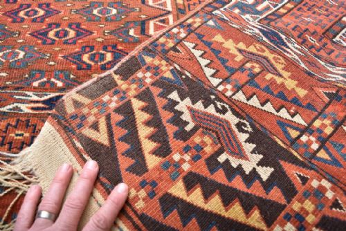 ANTIQUE YOMUD ENSI RUG - ADDITIONAL PHOTO 4