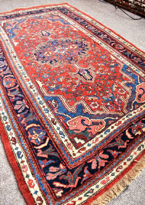 ANTIQUE PERSIAN BIJAR RUG - ADDITIONAL PHOTO 4