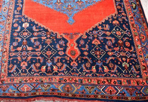 ANTIQUE PERSIAN BIJAR RUG - ADDITIONAL PHOTO 1