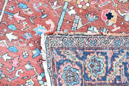 ANTIQUE PERSIAN HERIZ CARPET - ADDITIONAL PHOTO 2