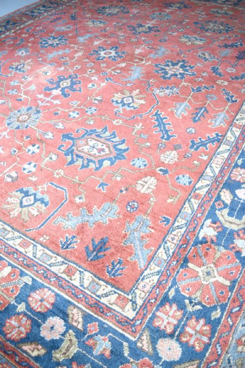 OLD TURKISH USHAK CARPET - ADDITIONAL PHOTO 1