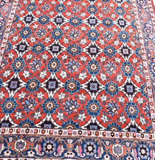 OLD PERSIAN VERAMIN RUG - ADDITIONAL PHOTO 1