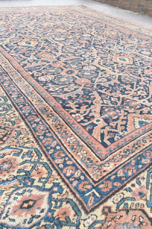 ANTIQUE FERAHAN CARPET - ADDITIONAL PHOTO 2