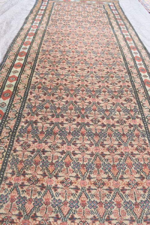 OLD SERAB RUNNER - ADDITIONAL PHOTO 2